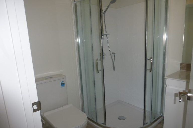 Photo of property in 1d Quincey Place, Massey, Auckland, 0614