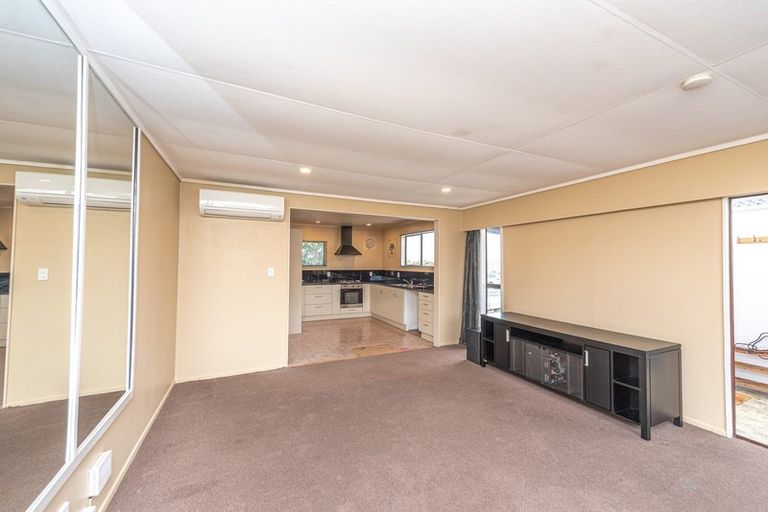 Photo of property in 16 Prince Street, Gonville, Whanganui, 4501