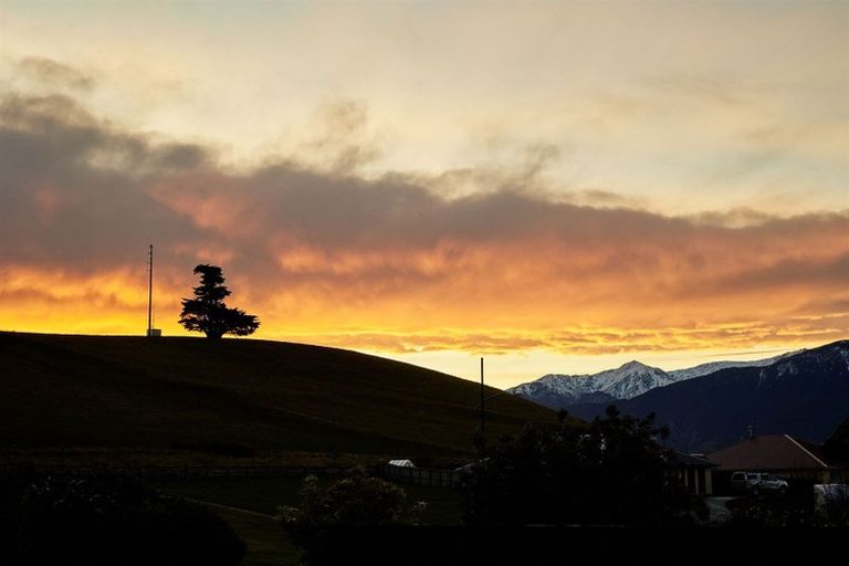 Photo of property in 76 Shearwater Drive, Kaikoura, 7300