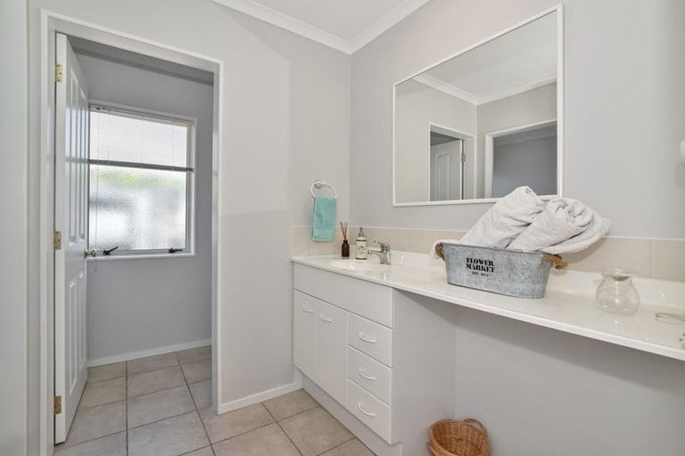 Photo of property in 11 Kokomo Key, Papamoa Beach, Papamoa, 3118