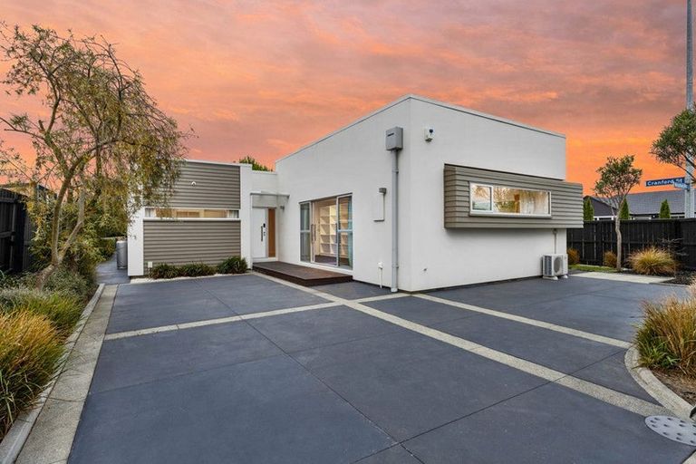 Photo of property in 209 Weston Road, St Albans, Christchurch, 8052