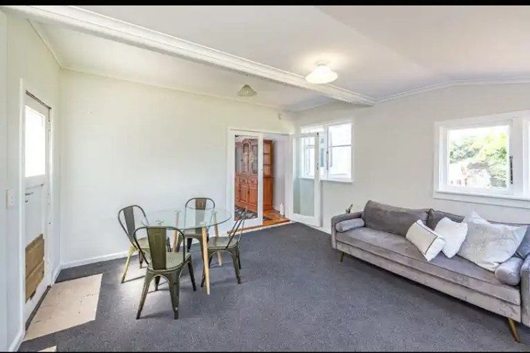 Photo of property in 9 Kelvin Street, Aramoho, Whanganui, 4500