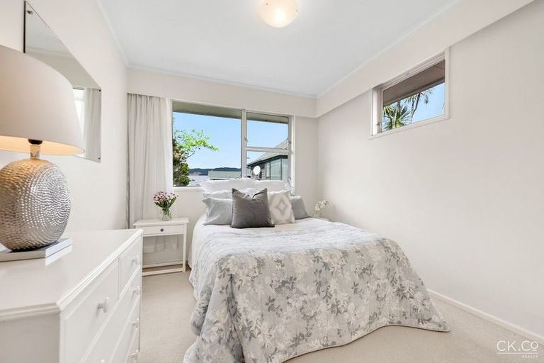 Photo of property in 52b Queens Grove, Hutt Central, Lower Hutt, 5010