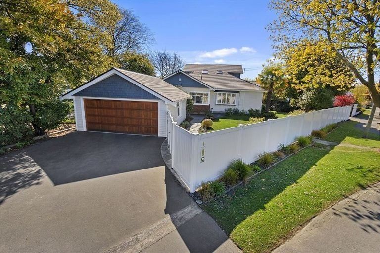 Photo of property in 1 Bradnor Road, Fendalton, Christchurch, 8052