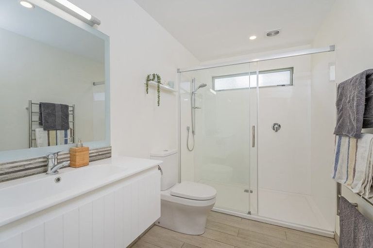 Photo of property in 56 Paku Drive, Tairua, 3508