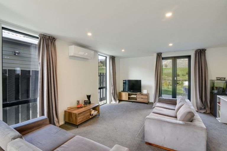 Photo of property in 4 Bathans Lane, Lake Hayes, Queenstown, 9304