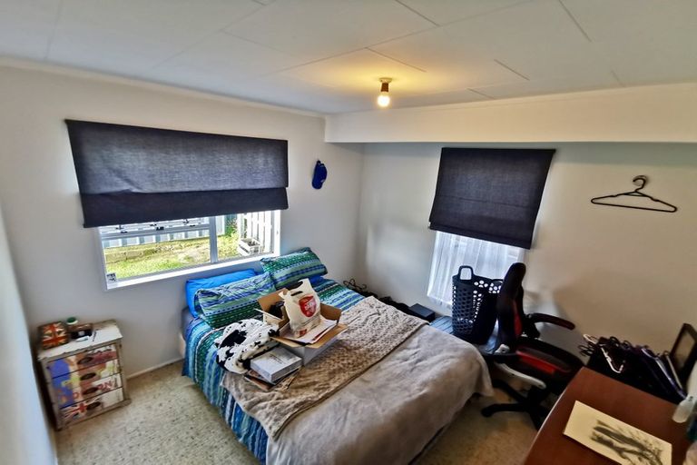 Photo of property in 20b Invercargill Drive, Kelson, Lower Hutt, 5010