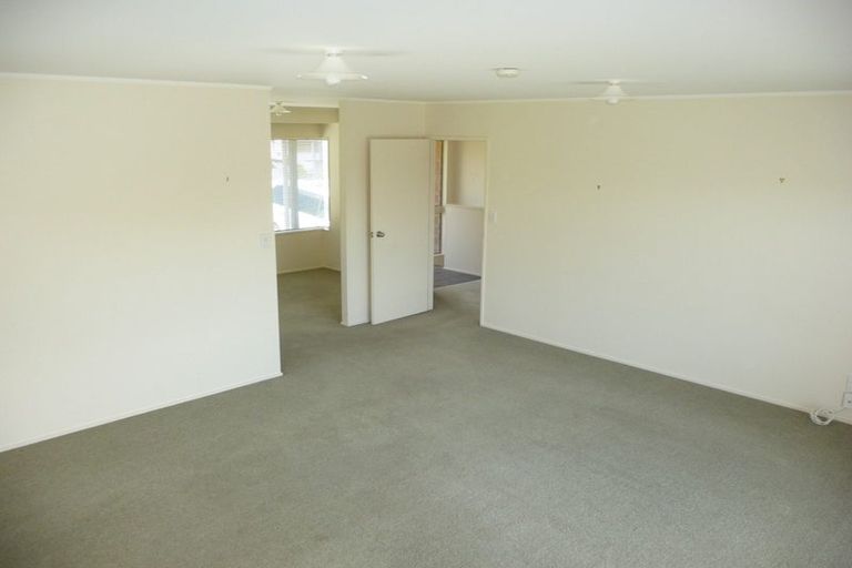 Photo of property in 14 Ellenbury Place, Stanmore Bay, Whangaparaoa, 0932