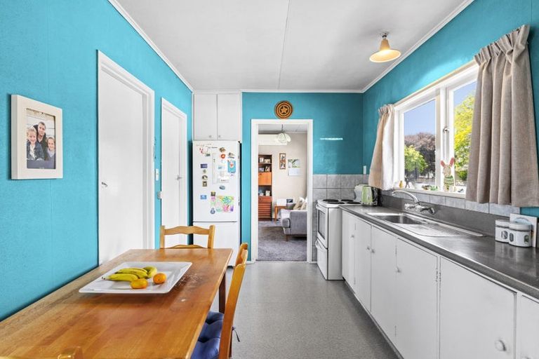 Photo of property in 5 Tasman Street, Havelock North, 4130