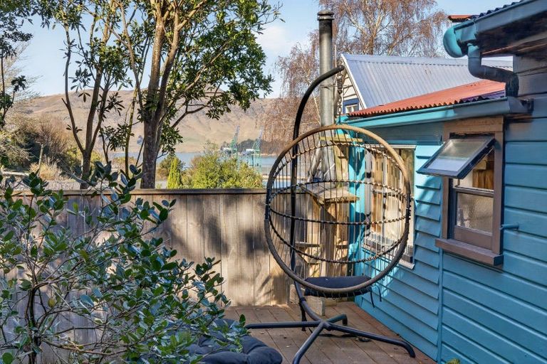 Photo of property in 38 Voelas Road, Lyttelton, 8082