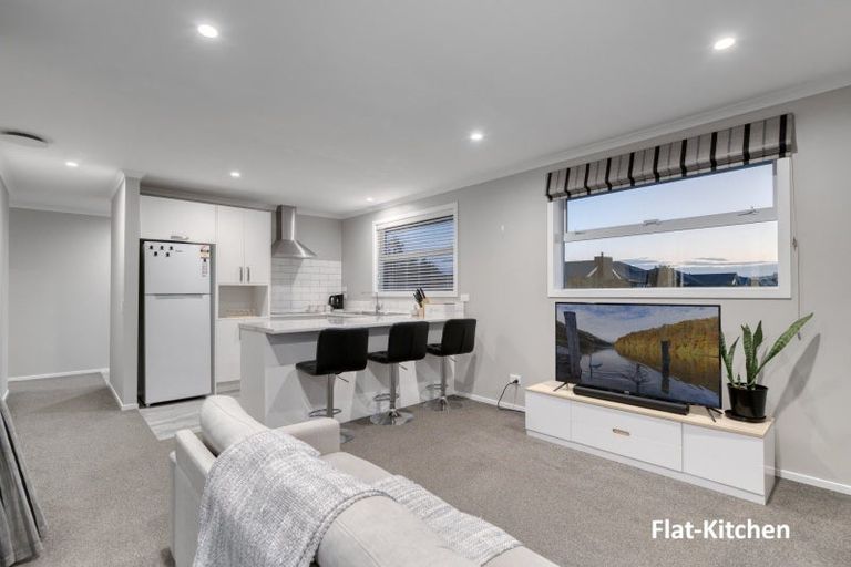 Photo of property in 4 Cupples Street, Papamoa Beach, Papamoa, 3118