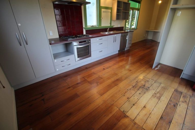 Photo of property in 19 Martin Street, Palmerston North, 4414