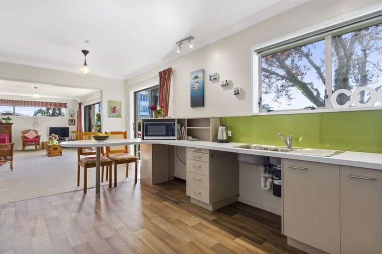 Photo of property in 1/36 Third Avenue, Tauranga, 3110