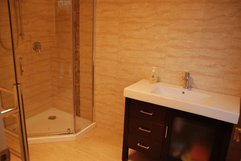 Photo of property in 25 Mulroy Place, Pinehill, Auckland, 0632