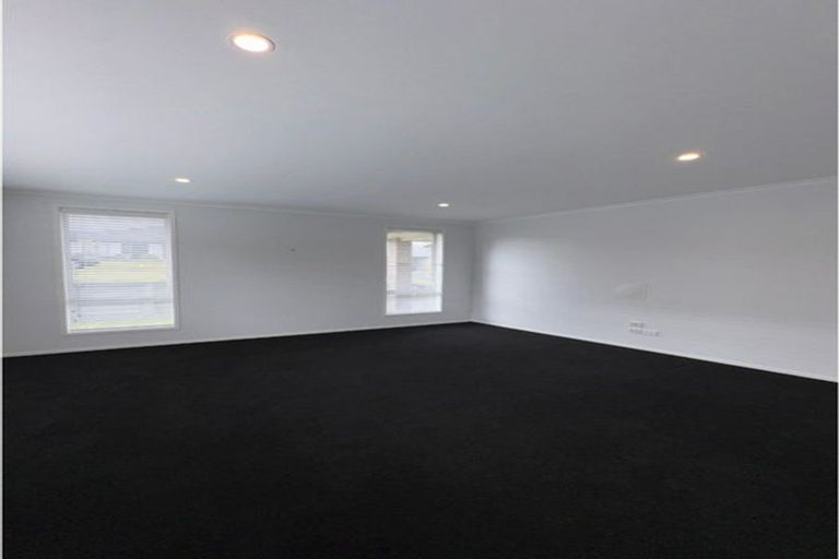 Photo of property in 6 Raithburn Terrace, Pokeno, 2402