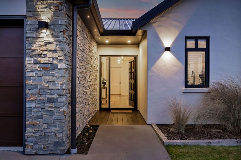 Photo of property in 25 County Drive, Hawera, 4610