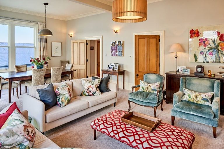 Photo of property in 29 The Crescent, Roseneath, Wellington, 6011