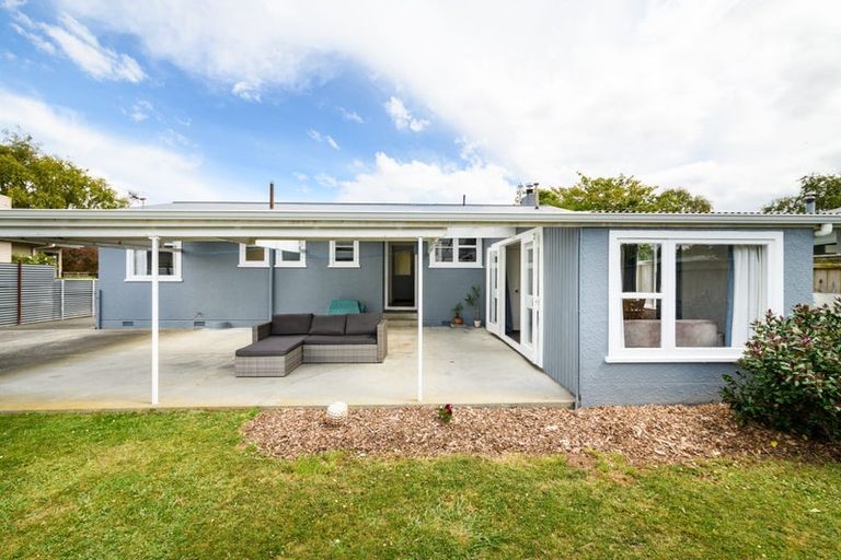 Photo of property in 126 Ruamahanga Crescent, Terrace End, Palmerston North, 4410