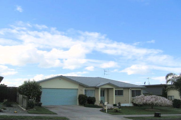 Photo of property in 18 Kopu Drive, Pyes Pa, Tauranga, 3112