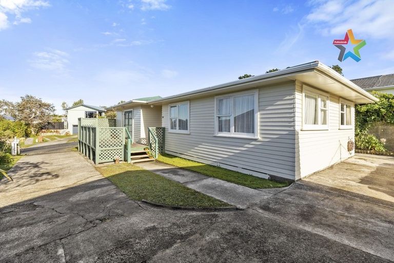 Photo of property in 66 Oakleigh Street, Maungaraki, Lower Hutt, 5010