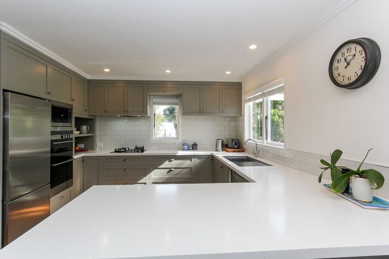 Photo of property in 11 Onaero Beach Road, Onaero, Waitara, 4383