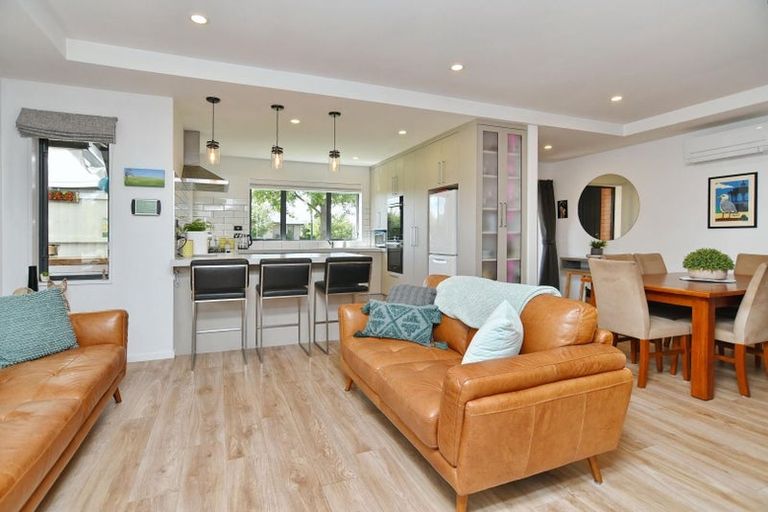 Photo of property in 23 Kotare Avenue, Rangiora, 7400