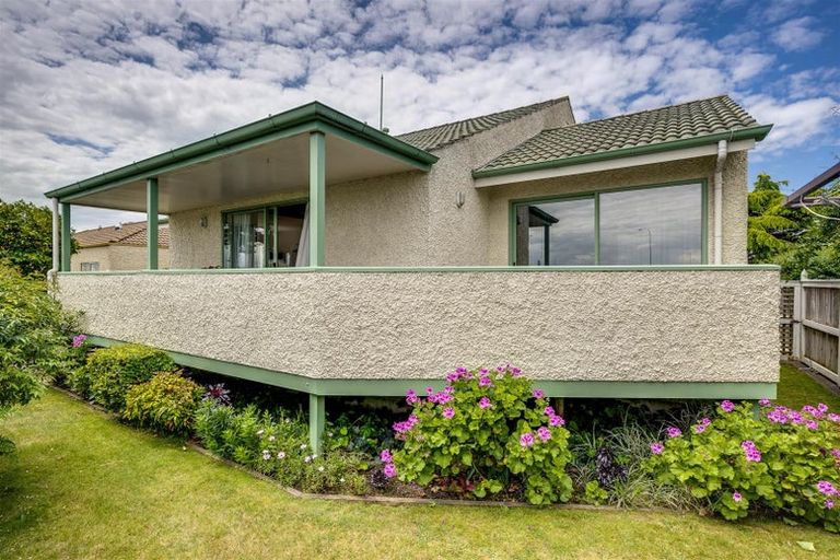 Photo of property in 8/178 Charles Street, Westshore, Napier, 4110