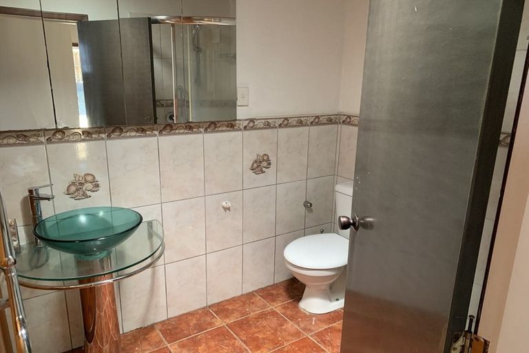 Photo of property in 87 Hillsborough Road, Hillsborough, Auckland, 1042