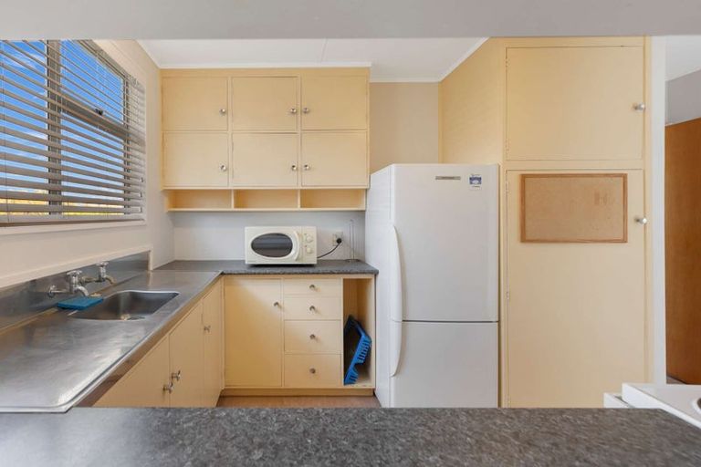 Photo of property in 32 Cascade Crescent, Westbrook, Palmerston North, 4412