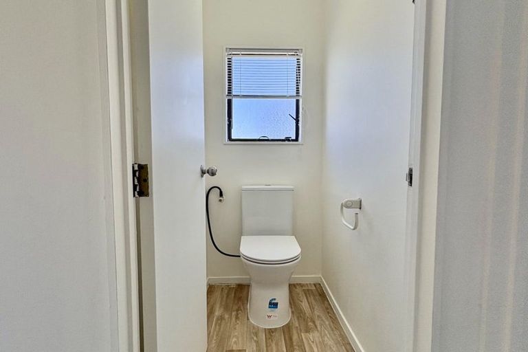 Photo of property in 2/38 Myers Road, Manurewa East, Auckland, 2102