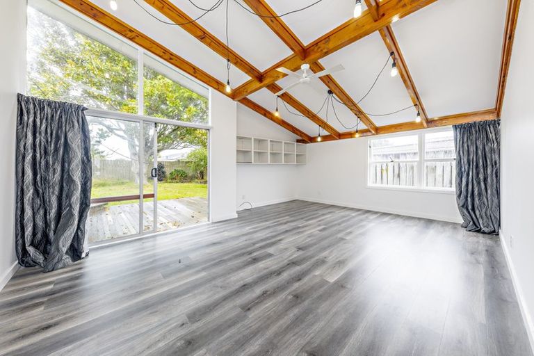 Photo of property in 81 Friedlanders Road, Manurewa, Auckland, 2102