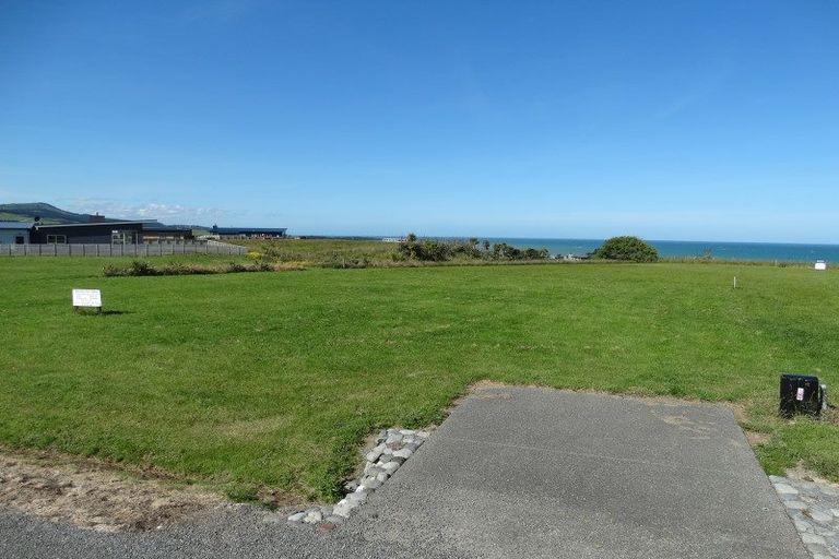 Photo of property in 33 Rochdale Road, Riversdale Beach, Masterton, 5872