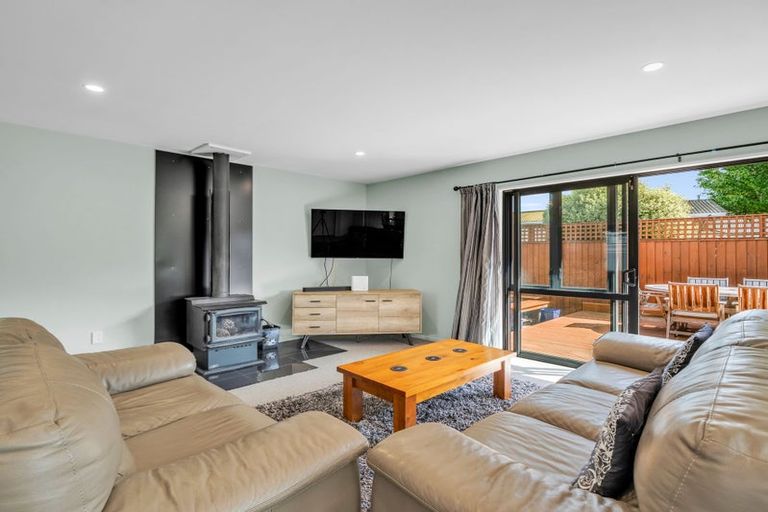 Photo of property in 27 Reserve Road, Waikuku Beach, 7473