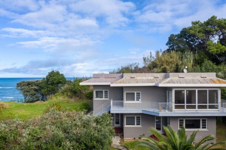 Photo of property in 16 Tuahine Crescent, Wainui, Gisborne, 4010