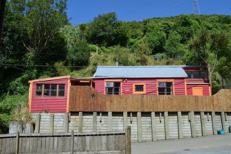 Photo of property in 113 Holloway Road, Aro Valley, Wellington, 6021