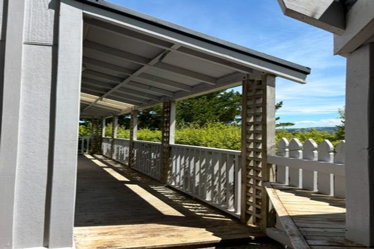 Photo of property in 11 Mcmanaway Grove, Stokes Valley, Lower Hutt, 5019