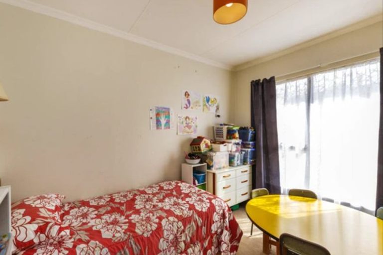 Photo of property in 11 Sandstrom Grove, Feilding, 4702