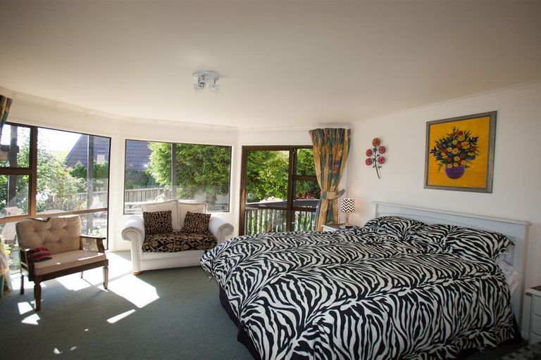 Photo of property in 1 Burnett Place, Lake Tekapo, 7999