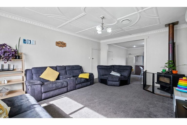 Photo of property in 11 Wallace Street, Grasmere, Invercargill, 9810