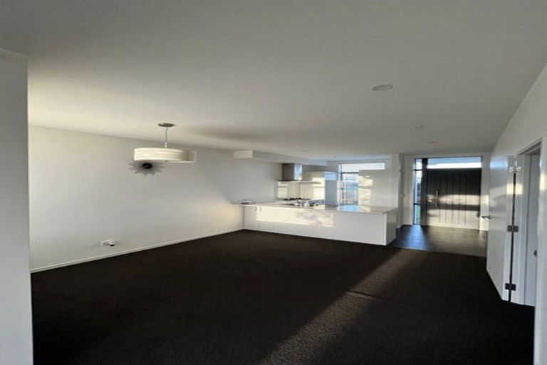 Photo of property in 51 Battalion Drive, Papakura, 2110