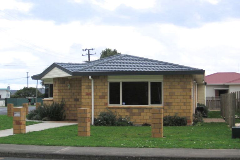 Photo of property in 1 Churchill Street, Kensington, Whangarei, 0112