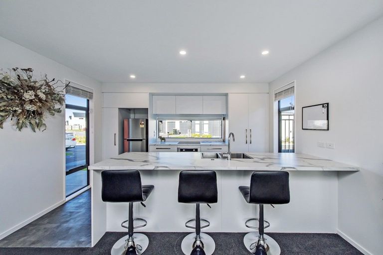 Photo of property in 109 Manakura Street, Russley, Christchurch, 8042