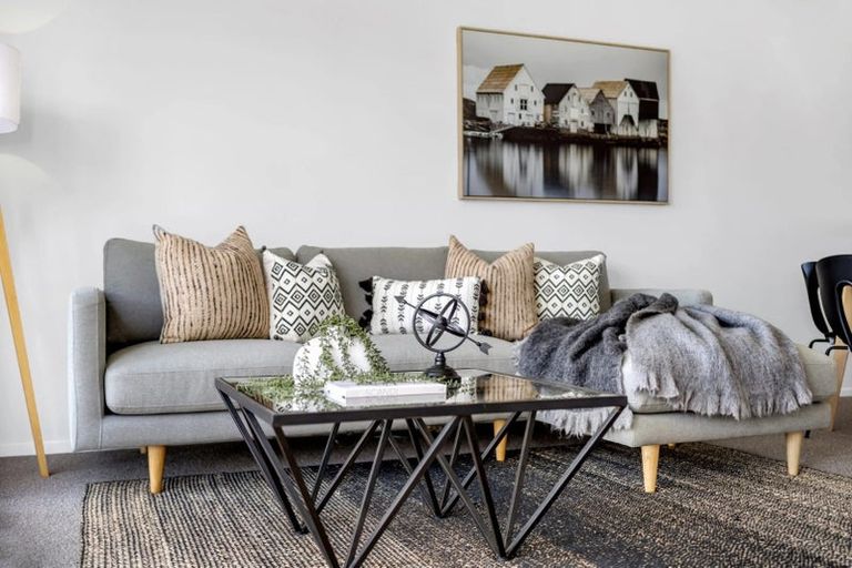 Photo of property in 7/29 Haven Drive, East Tamaki, Auckland, 2013