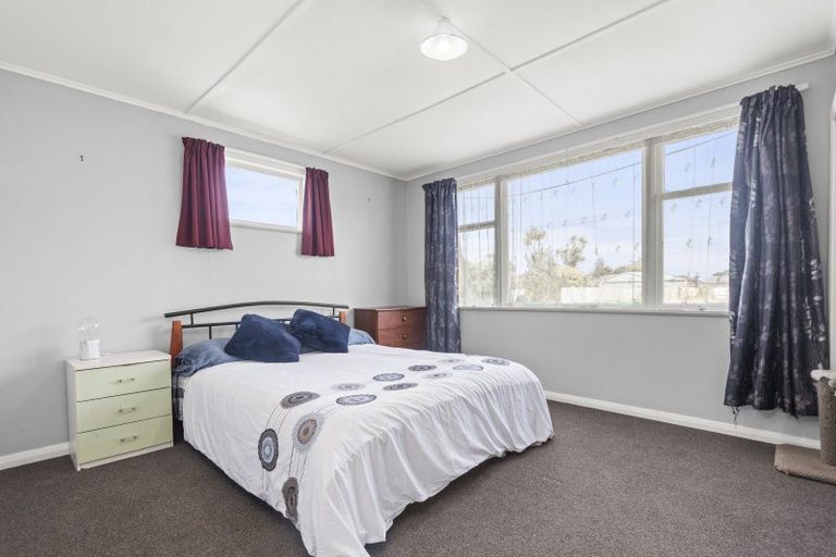 Photo of property in 7 Milne Street, Sanson, 4817