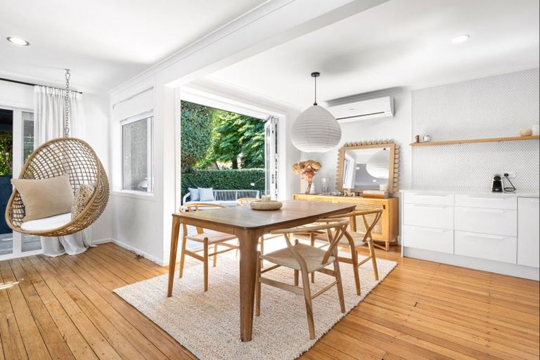 Photo of property in 121a Oceanview Road, Mount Maunganui, 3116