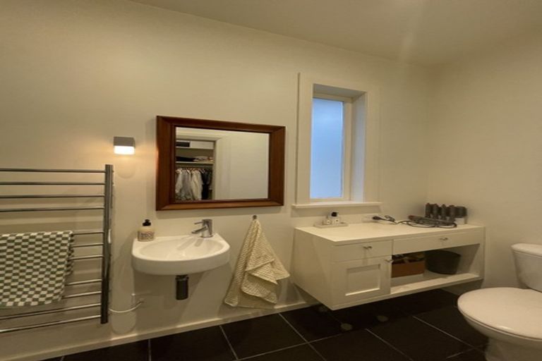 Photo of property in 21 Salamanca Road, Kelburn, Wellington, 6012