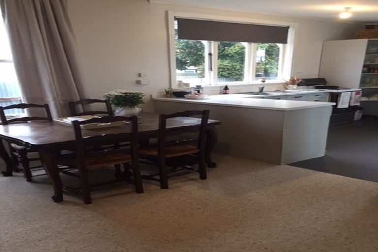 Photo of property in 42 Maxwell Avenue, Durie Hill, Whanganui, 4500