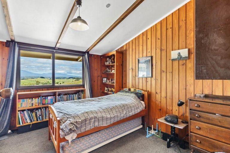 Photo of property in 821 Tariki Road, Ratapiko, Inglewood, 4390