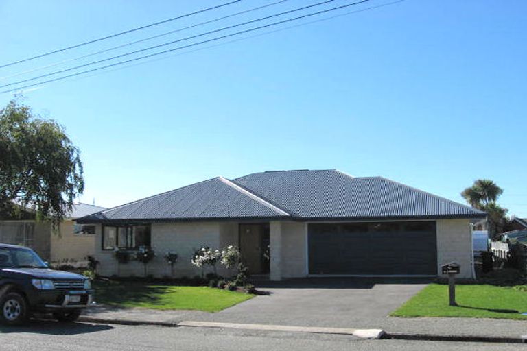 Photo of property in 42 Maude Street, Waimate, 7924