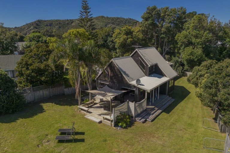 Photo of property in 105 Puriri Place, Matarangi, Whitianga, 3592